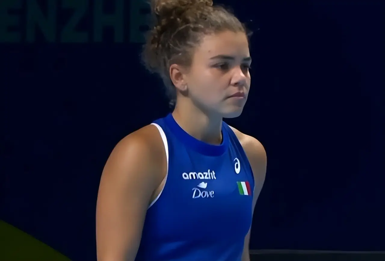 中国队连遭 中国队连遭